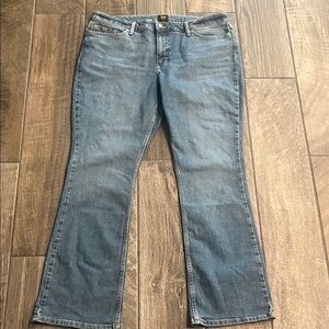Nwt Lee midrise Women's Blue bootcut Jeans